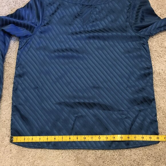 Retro 70sesque Diagonal Band Keyhole Wonda Blouse - Picture 14 of 16